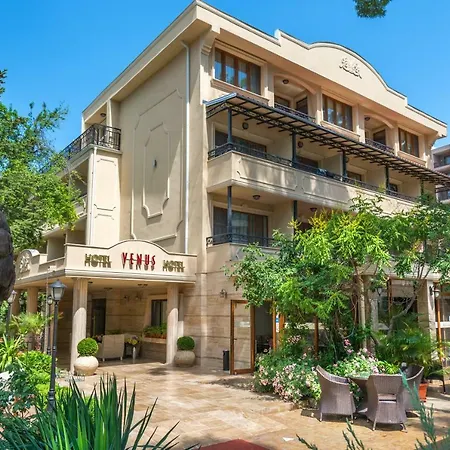 Venus מלון 2*